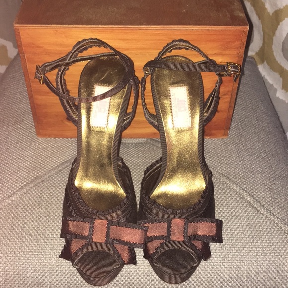 JLo by Jennifer Lopez Peep-Toe High Heels. - Picture 2 of 5